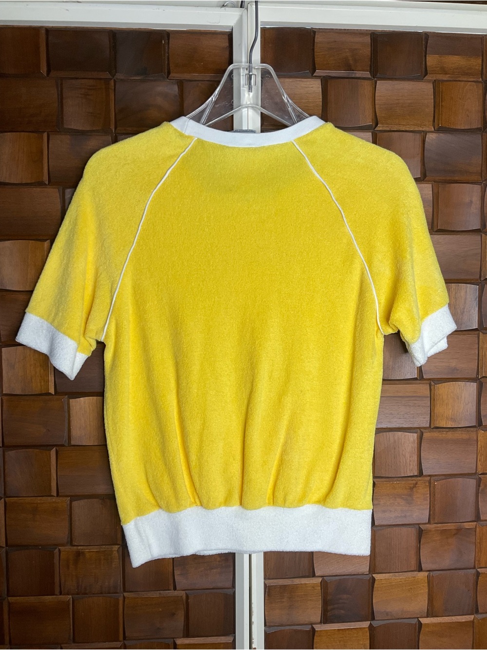 80’s Vintage Yellow Terry Cloth Kangaroo Pockets Ringer Tee Towel Top Size Small - Picture 4 of 5